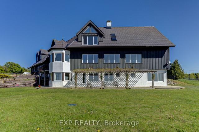 496083 Grey County Rd 2, House detached with 5 bedrooms, 6 bathrooms and 11 parking in The Blue Mountains ON | Image 17