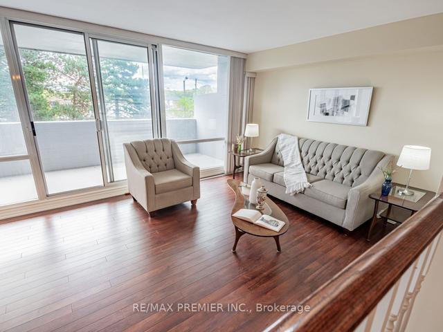 301 - 270 Scarlett Rd, Condo with 2 bedrooms, 2 bathrooms and 1 parking in Toronto ON | Image 24