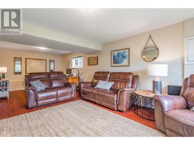 168 Bornais St E, House detached with 4 bedrooms, 3 bathrooms and 2 parking in Kelowna BC | Image 23