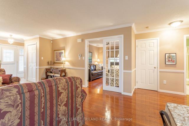 11 - 59 Pennybrook Cres, Condo with 2 bedrooms, 2 bathrooms and 4 parking in London ON | Image 40
