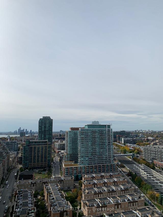 2607 - 19 Western Battery Rd, Condo with 2 bedrooms, 2 bathrooms and 1 parking in Toronto ON | Image 11