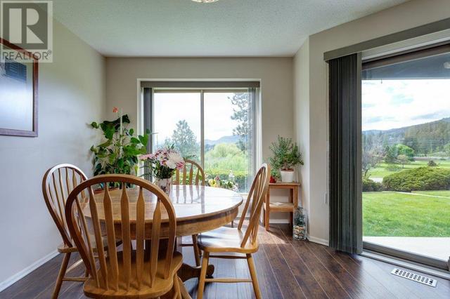 2226 Golf Course Dr, House attached with 2 bedrooms, 2 bathrooms and 2 parking in West Kelowna BC | Image 14
