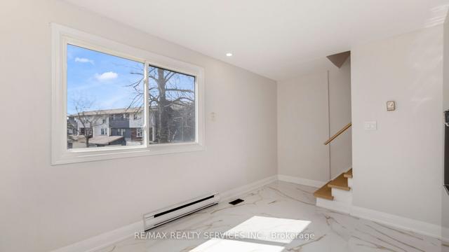 11 - 135 Chalmers St S, Townhouse with 3 bedrooms, 2 bathrooms and 3 parking in Cambridge ON | Image 13