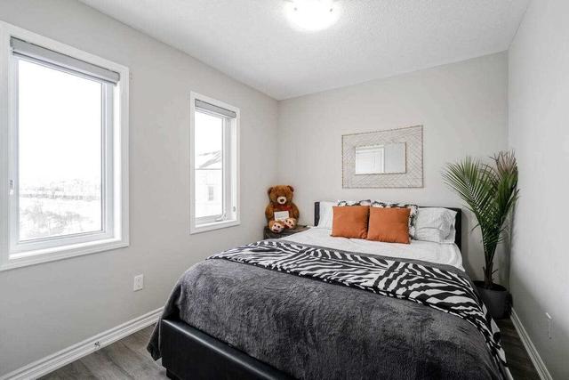 120 Daylily Ln, Townhouse with 3 bedrooms, 2 bathrooms and 1 parking in Kitchener ON | Image 27
