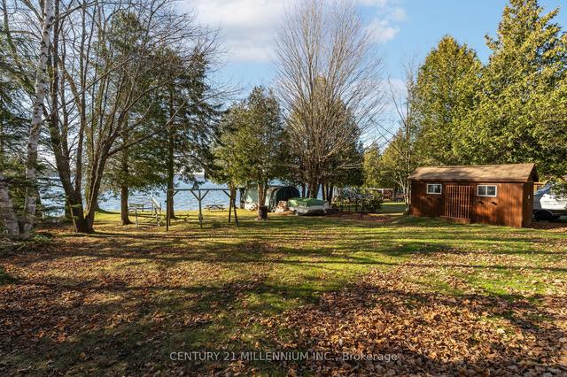 148 Lakeshore Blvd, House detached with 2 bedrooms, 2 bathrooms and 4 parking in Grey Highlands ON | Image 17