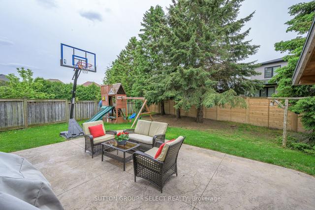 2019 Foxwood Ave, House detached with 3 bedrooms, 3 bathrooms and 5 parking in London ON | Image 34