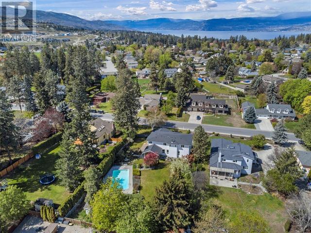 4715 Parkridge Dr, House detached with 5 bedrooms, 4 bathrooms and 7 parking in Kelowna BC | Image 68
