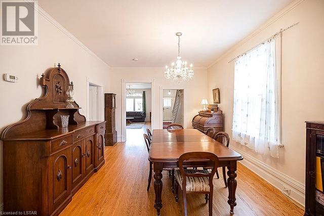 476 Colborne St, House detached with 4 bedrooms, 2 bathrooms and 3 parking in London ON | Image 9