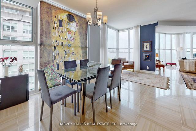 1202 - 2067 Lake Shore Blvd W, Condo with 2 bedrooms, 3 bathrooms and 1 parking in Toronto ON | Image 4