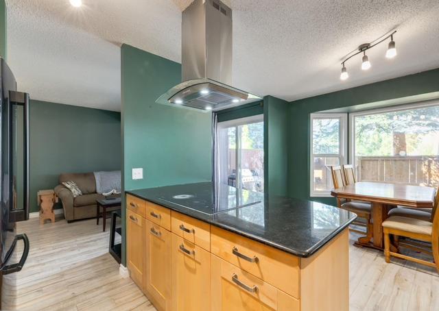 124 - 3219 56 St Ne, Home with 3 bedrooms, 1 bathrooms and 2 parking in Calgary AB | Image 12