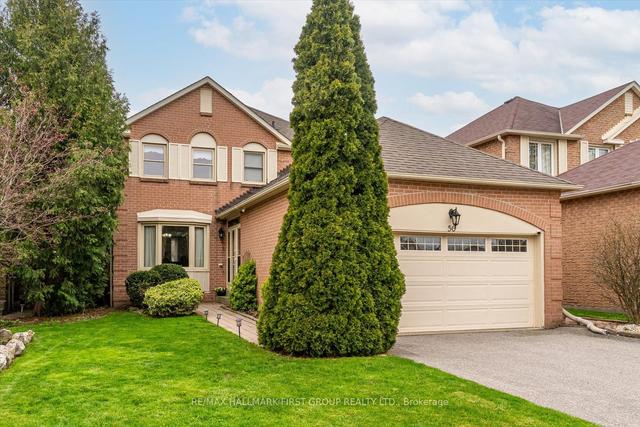 56 Addley Cres, House detached with 3 bedrooms, 3 bathrooms and 6 parking in Ajax ON | Image 1