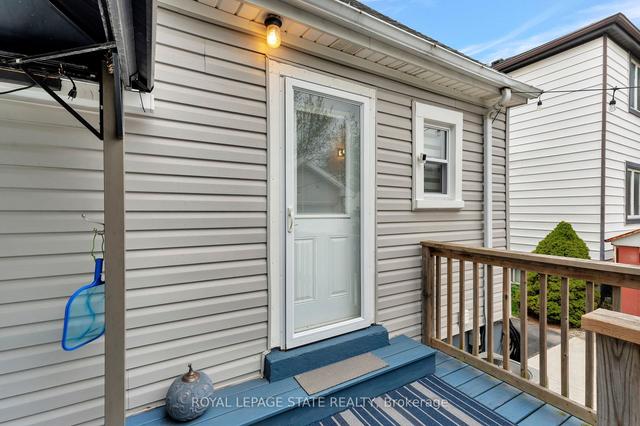 149 E 35th St, House detached with 2 bedrooms, 2 bathrooms and 4 parking in Hamilton ON | Image 10