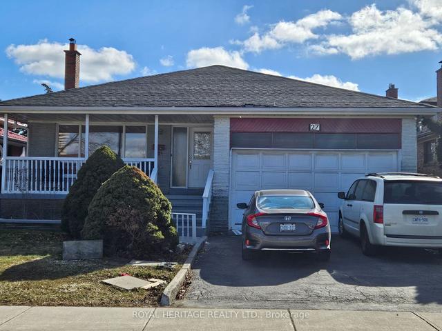 27 Blacksmith Cres S, House detached with 4 bedrooms, 4 bathrooms and 2 parking in Toronto ON | Image 1