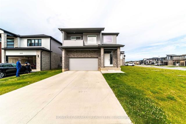 1301 Sandbar St, House detached with 4 bedrooms, 3 bathrooms and 4 parking in London ON | Image 1