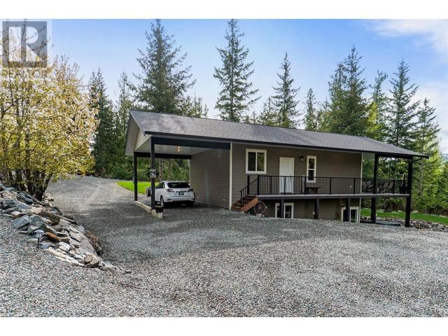 7430 Stampede Trail, House detached with 3 bedrooms, 2 bathrooms and 4 parking in Columbia Shuswap F BC | Image 58
