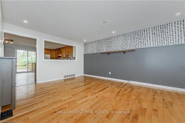 323 Auden Rd, House detached with 2 bedrooms, 2 bathrooms and 4 parking in Guelph ON | Image 31