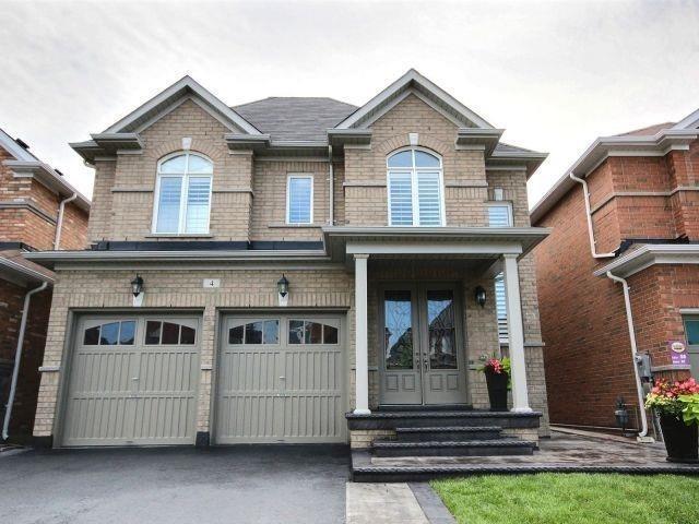 4 Dormington Cres, House detached with 4 bedrooms, 3 bathrooms and 4 parking in Brampton ON | Image 1