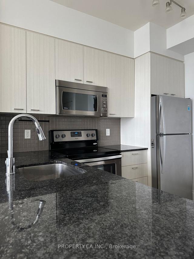 2906 - 88 Sheppard Ave E, Condo with 1 bedrooms, 1 bathrooms and 1 parking in Toronto ON | Image 2