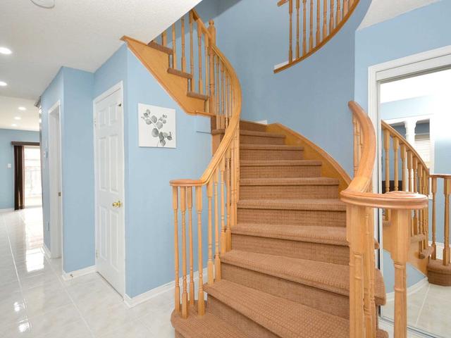 62 Yuile Ct, House detached with 4 bedrooms, 5 bathrooms and 5 parking in Brampton ON | Image 9