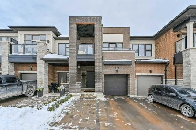 352 Wheat Boom Dr, House attached with 3 bedrooms, 3 bathrooms and 3 parking in Oakville ON | Image 1