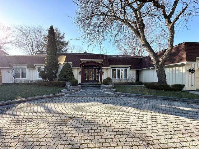 16 Brian Cliff Dr, House detached with 7 bedrooms, 8 bathrooms and 9 parking in Toronto ON | Image 12