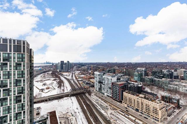 4110 - 21 Iceboat Terr, Condo with 1 bedrooms, 1 bathrooms and 0 parking in Toronto ON | Image 15