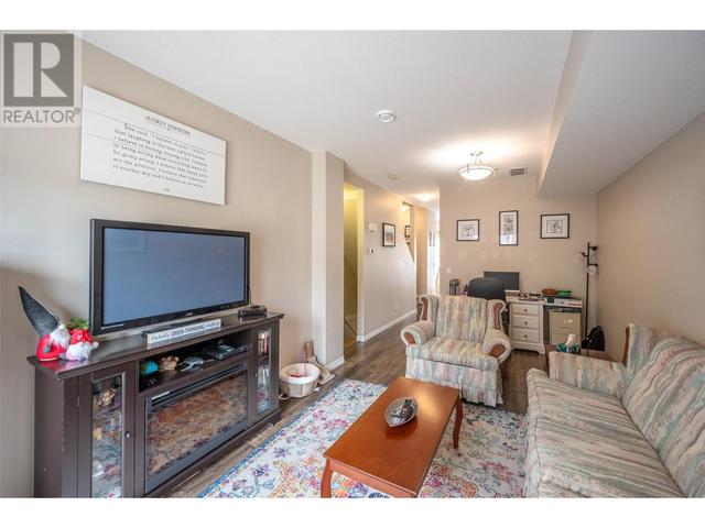 126 - 3363 Wilson St, House attached with 3 bedrooms, 2 bathrooms and 2 parking in Penticton BC | Image 5