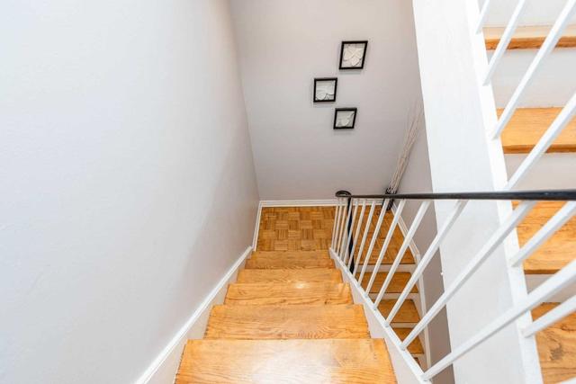 9 - 35 Four Winds Dr, Townhouse with 4 bedrooms, 3 bathrooms and 1 parking in Toronto ON | Image 10