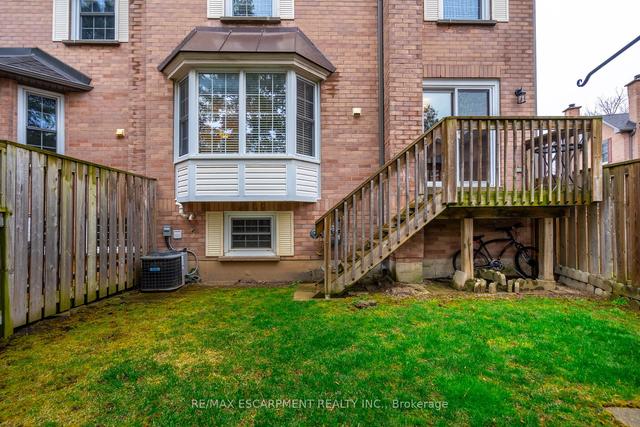 8 - 2935 Headon Forest Rd, Townhouse with 3 bedrooms, 4 bathrooms and 2 parking in Burlington ON | Image 27