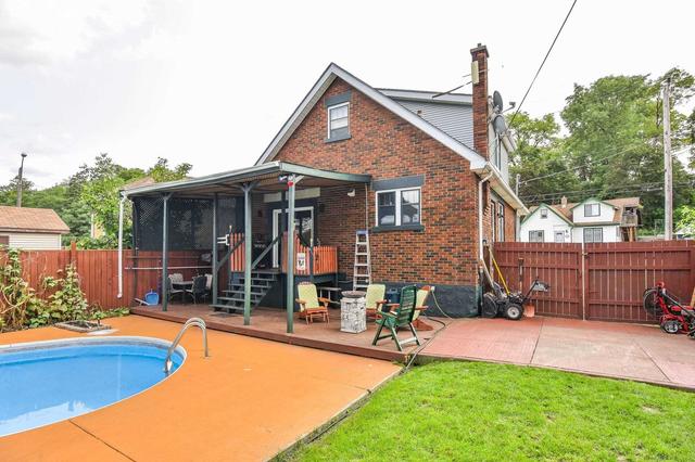 106 Spruce St, House detached with 3 bedrooms, 1 bathrooms and 6 parking in Cambridge ON | Image 31