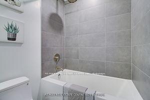 211 - 2020 Bathurst St, Condo with 3 bedrooms, 2 bathrooms and 1 parking in Toronto ON | Image 20