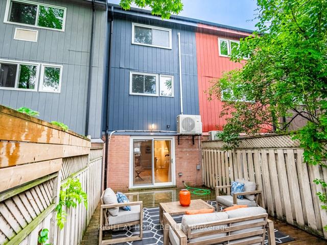 257 Ontario St, House attached with 3 bedrooms, 2 bathrooms and 2 parking in Toronto ON | Image 22