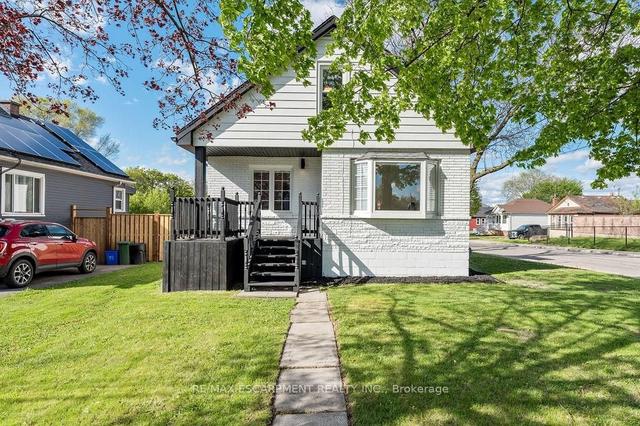161 Glow Ave, House detached with 3 bedrooms, 2 bathrooms and 2 parking in Hamilton ON | Image 12