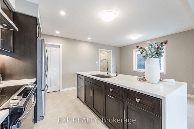 10 Lee St, House semidetached with 3 bedrooms, 4 bathrooms and 2 parking in Guelph ON | Image 29
