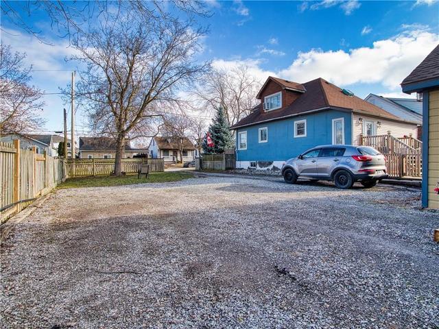 225 Taylor St, House detached with 2 bedrooms, 3 bathrooms and 7 parking in Thorold ON | Image 40