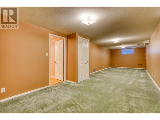 159 - 1634 Carmi Ave, House attached with 3 bedrooms, 3 bathrooms and 2 parking in Penticton BC | Image 28
