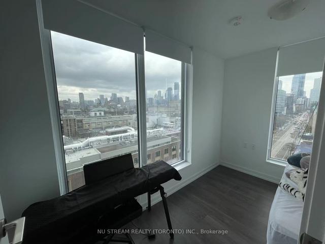 1006 - 203 College St, Condo with 2 bedrooms, 2 bathrooms and 0 parking in Toronto ON | Image 9