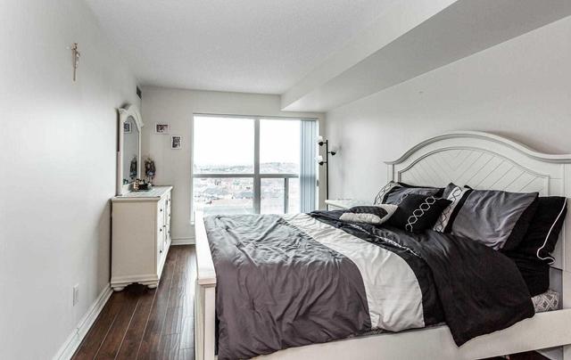 LPH16 - 185 Oneida Cres, Condo with 2 bedrooms, 2 bathrooms and 1 parking in Richmond Hill ON | Image 9