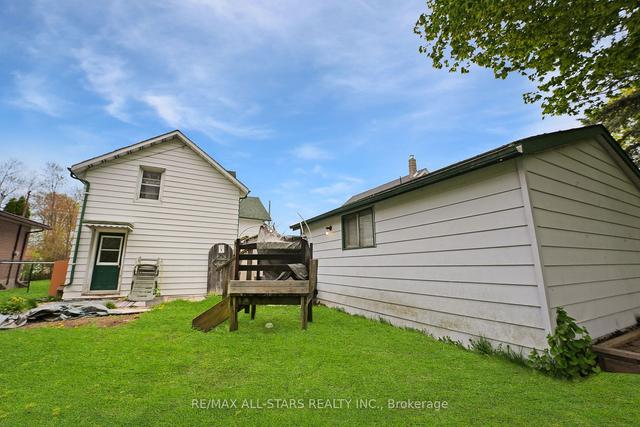 73 Victoria Ave N, House detached with 3 bedrooms, 2 bathrooms and 5 parking in Kawartha Lakes ON | Image 28