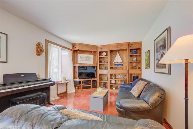 164 General Dr, House detached with 3 bedrooms, 1 bathrooms and 3 parking in Kitchener ON | Image 3