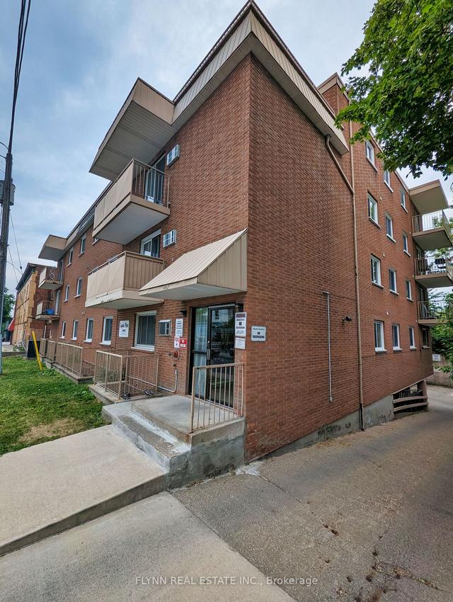 305 - 4692 Crysler Ave, Condo with 2 bedrooms, 1 bathrooms and 1 parking in Niagara Falls ON | Image 7