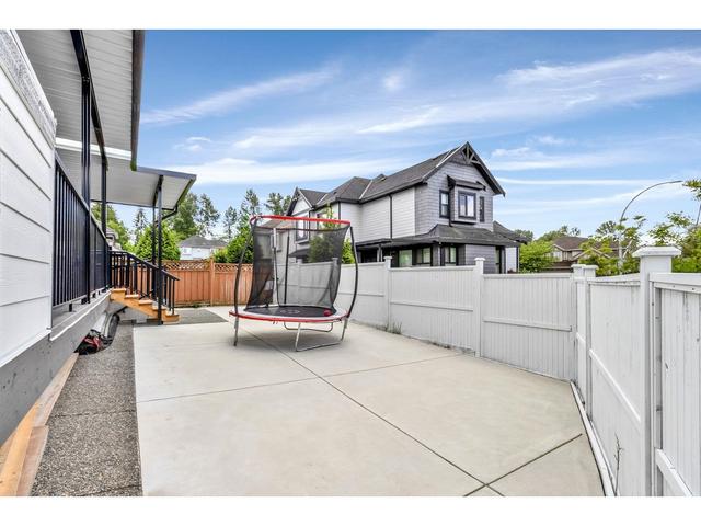 7893 147a St, House detached with 8 bedrooms, 8 bathrooms and 6 parking in Surrey BC | Image 34