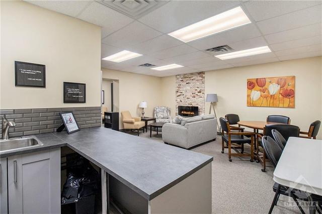 610 - 2951 Riverside Drive, Condo with 3 bedrooms, 2 bathrooms and 1 parking in Ottawa ON | Image 14