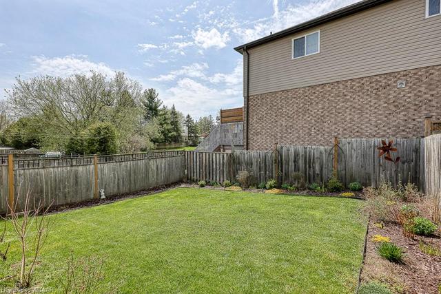 23 Langrell Ave, House detached with 4 bedrooms, 1 bathrooms and 5 parking in Tillsonburg ON | Image 35