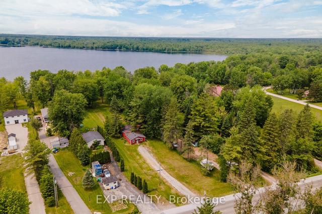 235 Monck Rd, House detached with 3 bedrooms, 1 bathrooms and 10 parking in Kawartha Lakes ON | Image 33