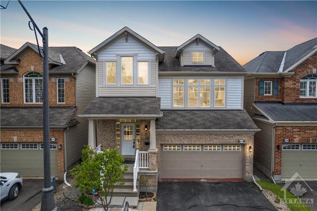 406 Vendevale Ave, House detached with 4 bedrooms, 4 bathrooms and 4 parking in Ottawa ON | Image 1