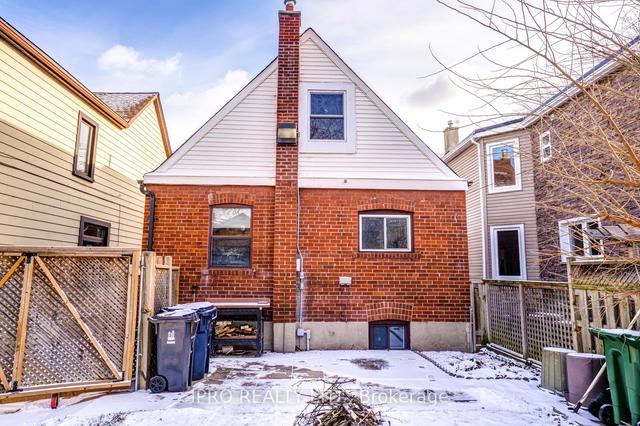 42 Frankdale Ave, House detached with 3 bedrooms, 2 bathrooms and 4 parking in Toronto ON | Image 28