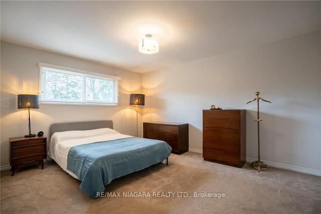 1740 Four Mile Creek Rd, House detached with 4 bedrooms, 2 bathrooms and 12 parking in Niagara on the Lake ON | Image 13