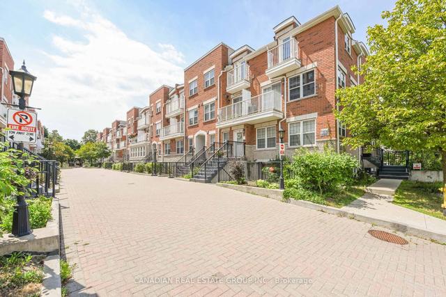 18 - 37 Four Winds Dr, Townhouse with 2 bedrooms, 3 bathrooms and 1 parking in Toronto ON | Image 22