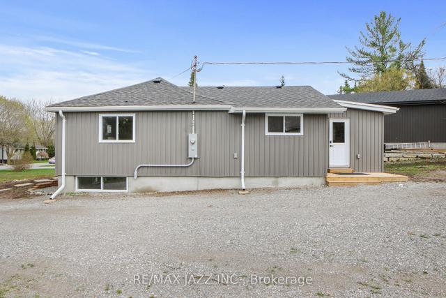 99 Cowans Cres, House detached with 2 bedrooms, 2 bathrooms and 8 parking in Kawartha Lakes ON | Image 26